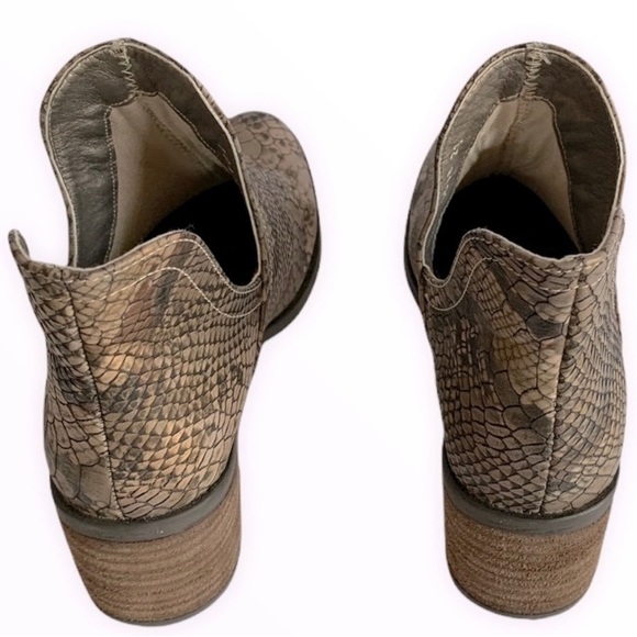 Non Stop Exotic Ankle Boots Sz 6.5 - Picture 7 of 9